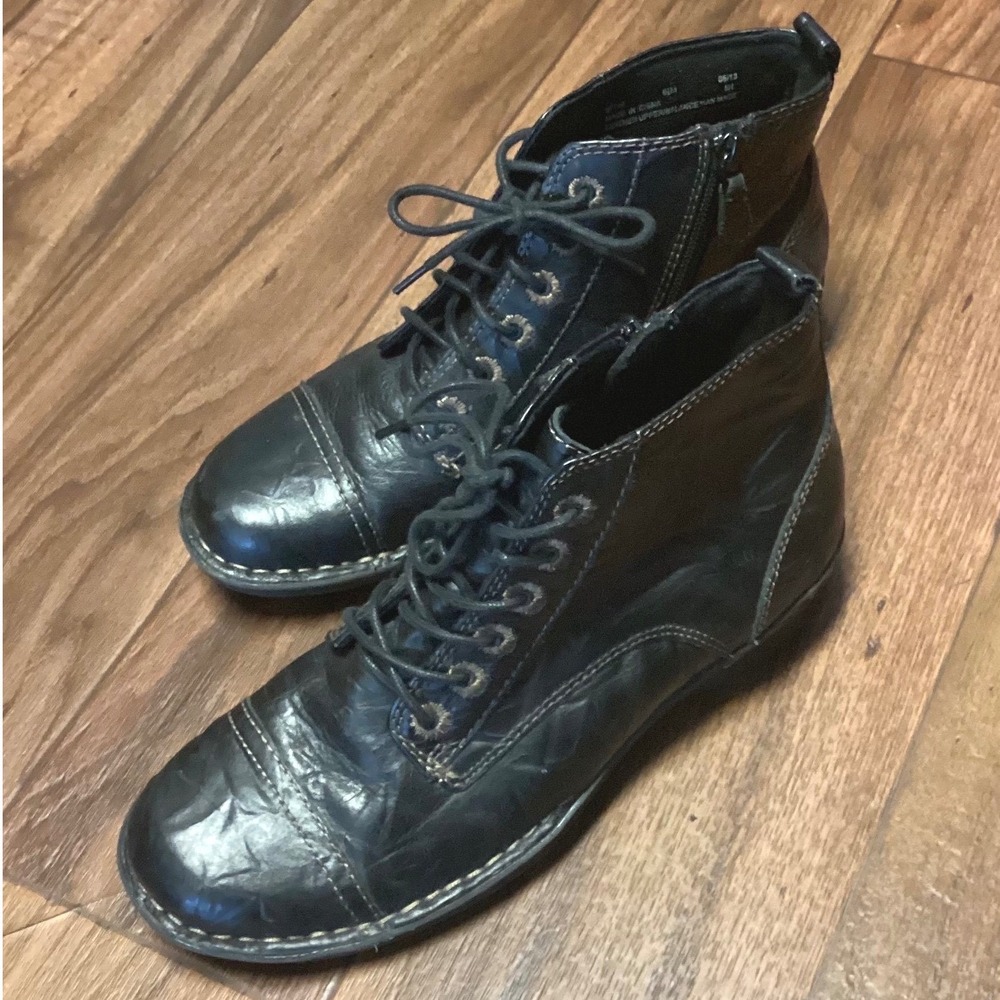 Clarks Bendables Black Leather Cap Toe Lace zip Up Moto Gorpore Ankle Boots 8M